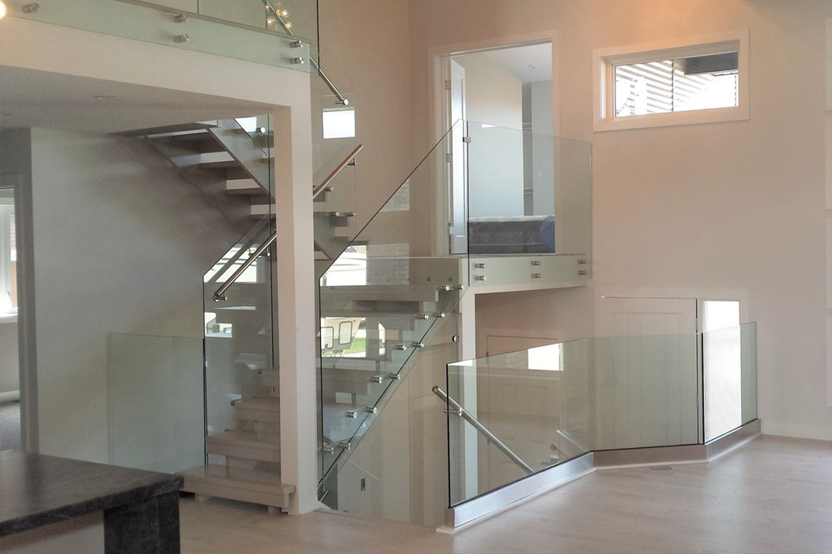 Standoff Glass Guard