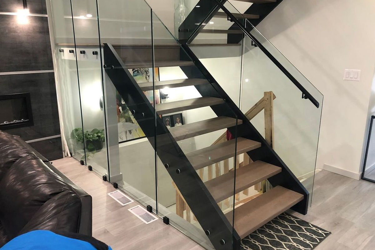 Standoff Glass Guard